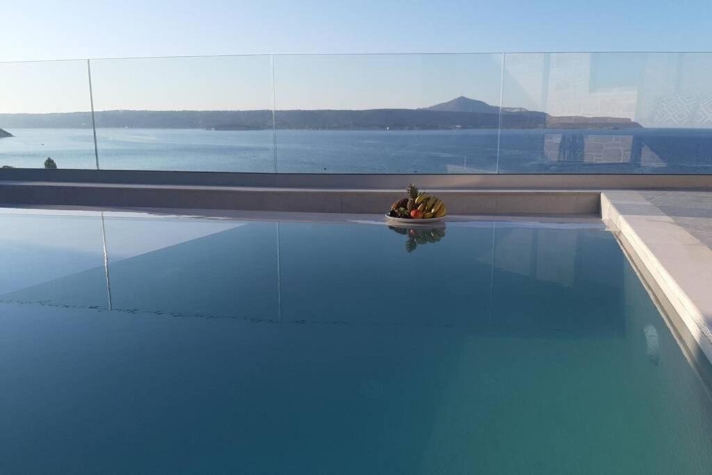 Luxury Villa Dioskouroi Eco Pool & Jacuzzi Каливес Экстерьер фото